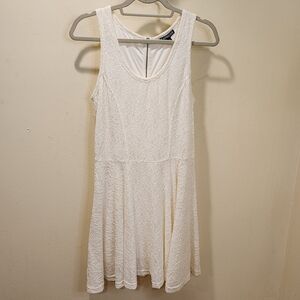 EXPRESS Women's Ivory Lace Sleevesless Dress size M